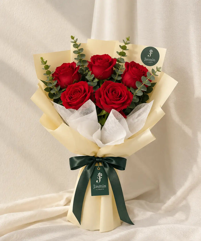 Ramo de 5 rosas premium